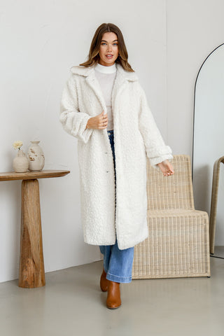 Oslo Boucle Coat | winter White