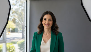 What to Wear for Professional Headshot: The Ultimate Female Style Guide