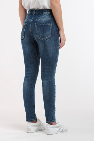 EMMA DARK WASH JEAN