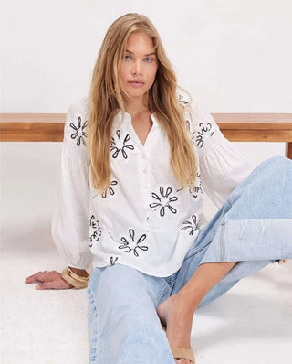 Paros Blouse | White Dark Navy