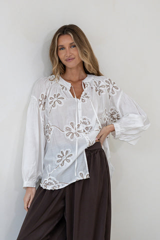 Paros Blouse | White & Chocolate