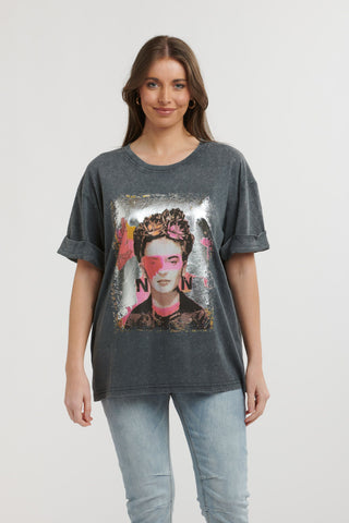 Frida Tee | Charcoal