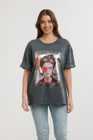 Frida Tee | Charcoal