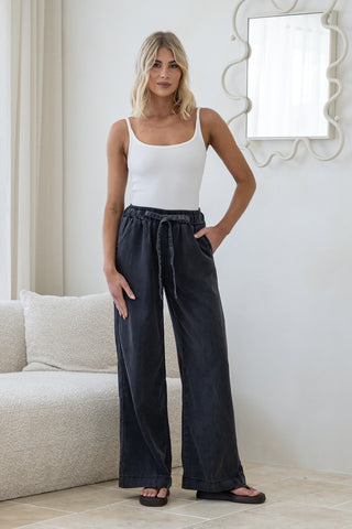 Drawstring Tencel Pants | Washed Black