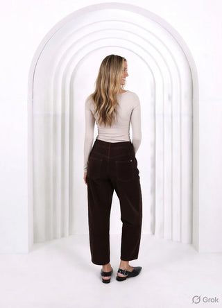 Leo Barrel Jeans Corduroy | Chocolate