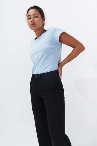Freya Jean | Black