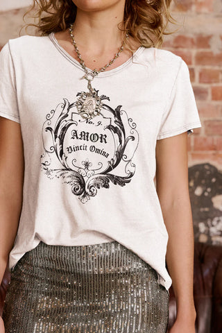 Amor Tee | White