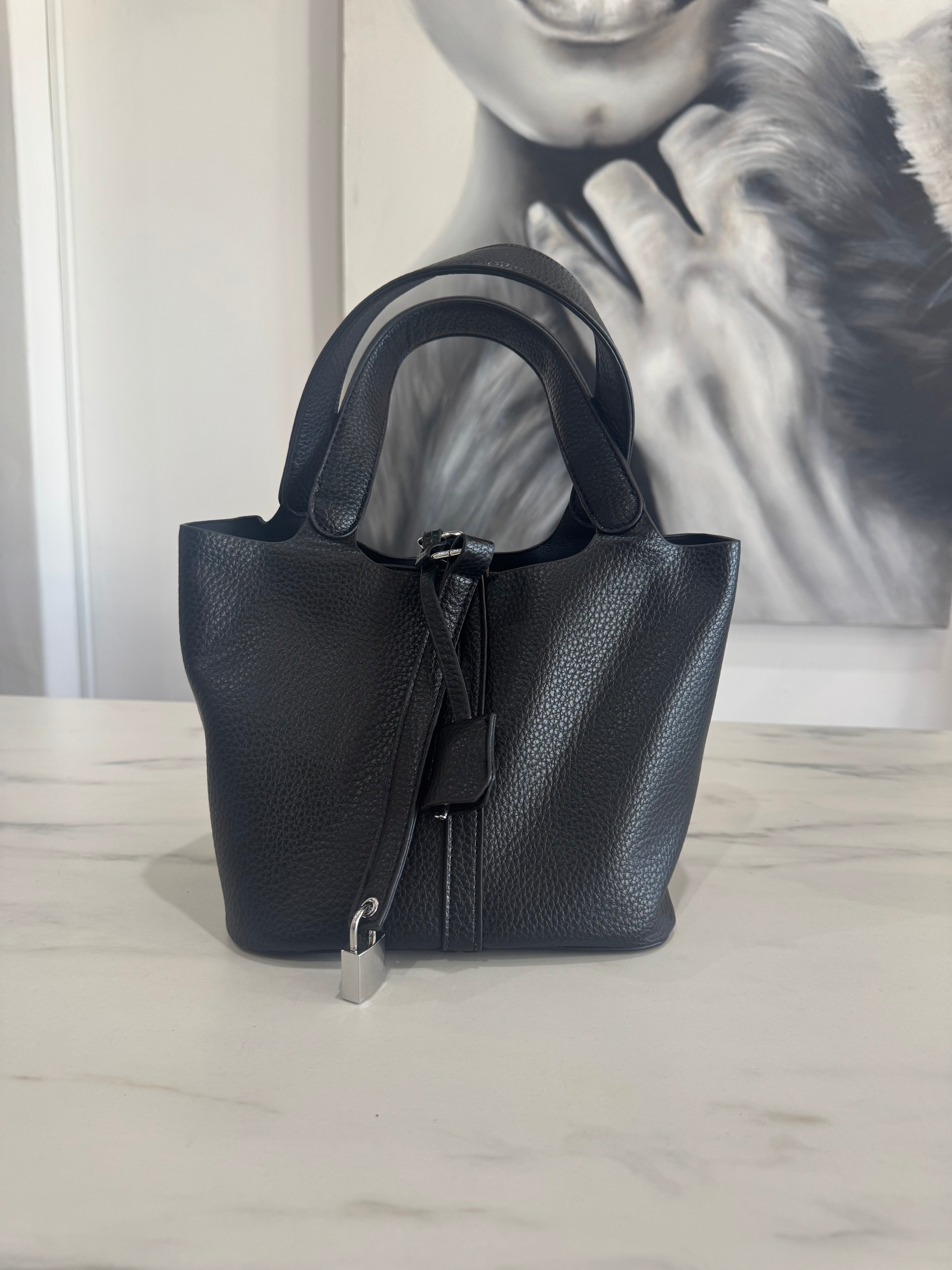 Allegra Locket Bucket Bag | Black
